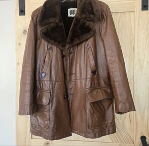 1970's William Barry Men's Leather Coat with Faux Fur Lining Size 42